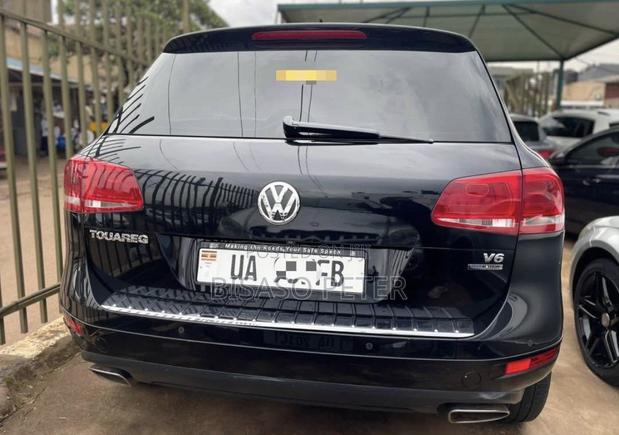 Volkswagen Touareg 2014 Black
