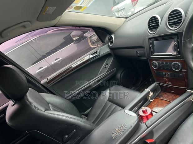 Mercedes-Benz M Class 2007 Gold