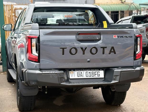 Toyota Hilux Active (Diesel) 2026 Gray
