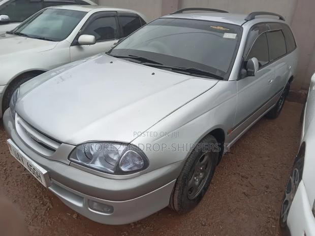 Toyota Caldina 1999 Silver