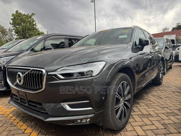 Volvo XC60 2018 Gray