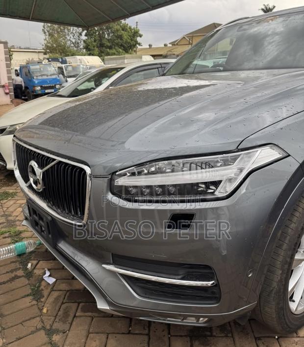 Volvo XC90 2018 Gray