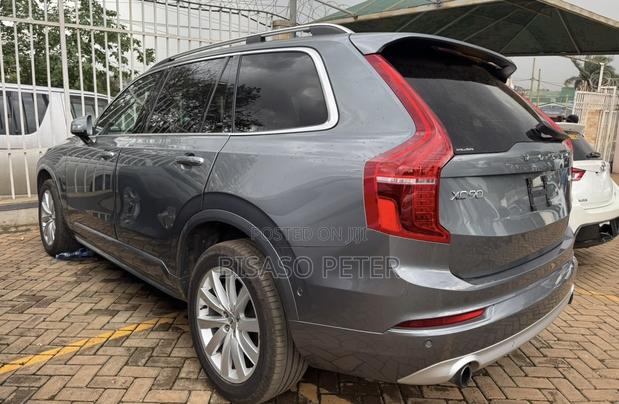 Volvo XC90 2018 Gray