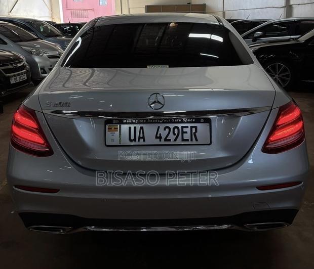 Mercedes-Benz E200 2018 Silver