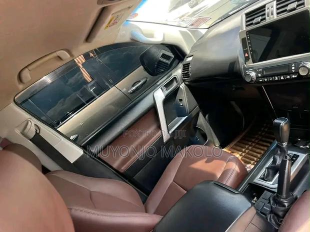 Toyota Land Cruiser Prado 2013 White