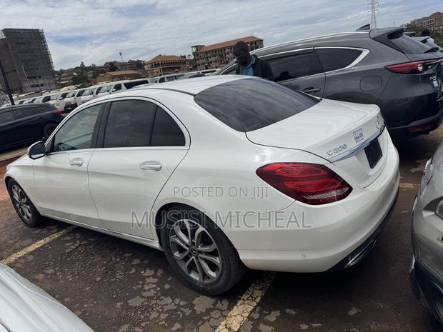 Mercedes-Benz C200 2017 White