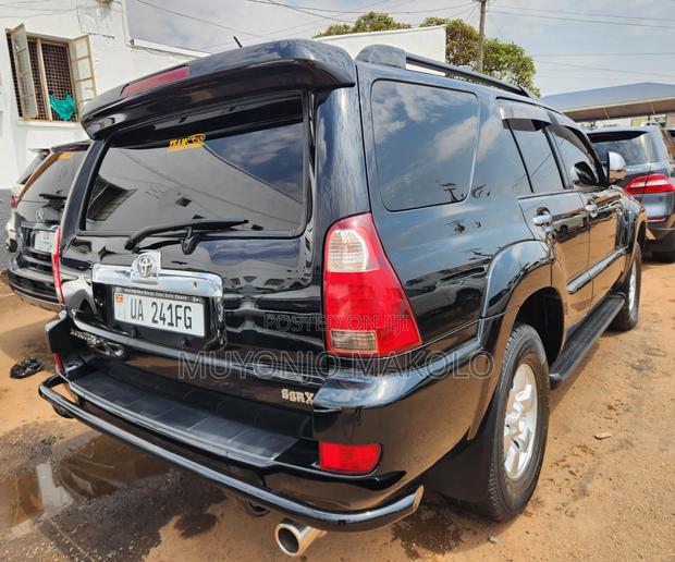 Toyota Hilux Surf 2007 Black