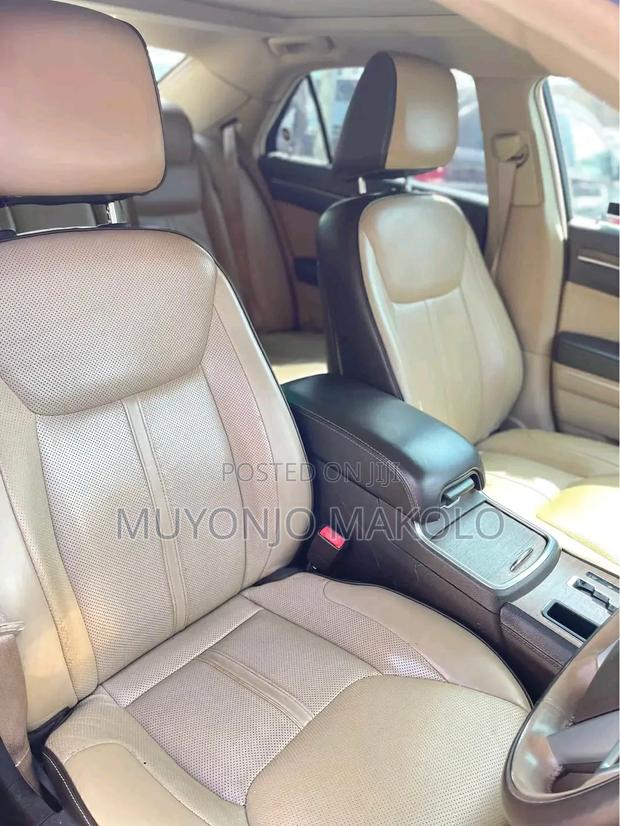 Chrysler 300C 2014 White