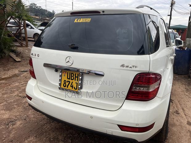 Mercedes-Benz M Class ML350 AWD 4MATIC 2009 White