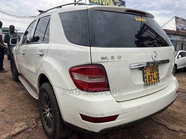 Mercedes-Benz M Class ML350 AWD 4MATIC 2009 White