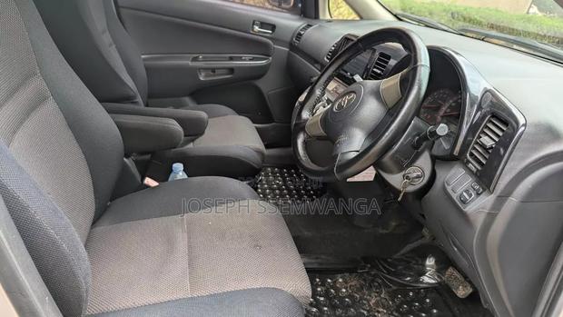 Toyota Wish 2007 White