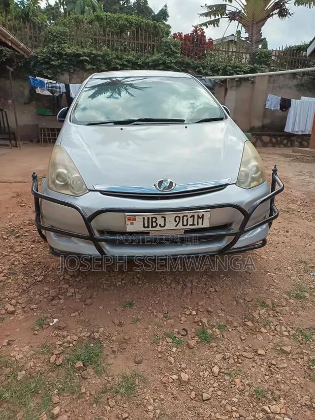 Toyota Wish 2007 White