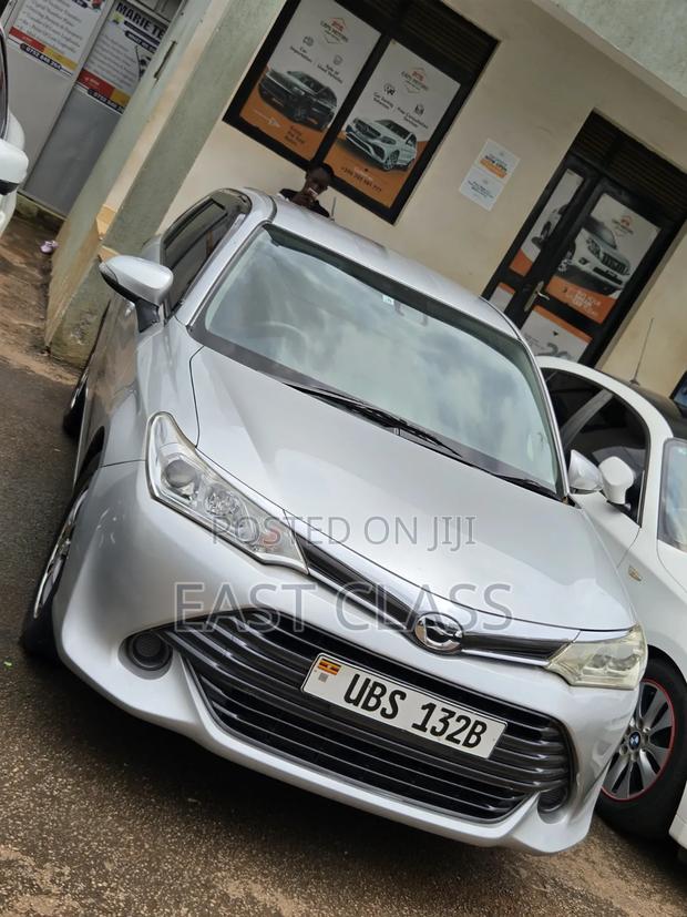 Toyota Corolla Fielder 1.5 Petrol AWD 2015 Silver