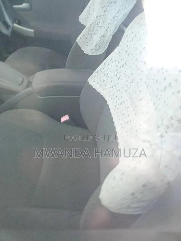 Toyota Prius 2011 White