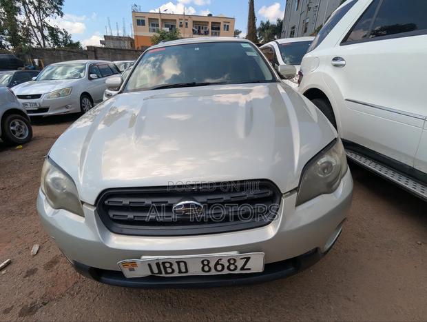 Subaru Outback 2006 Green