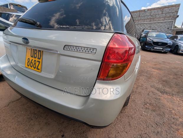 Subaru Outback 2006 Green