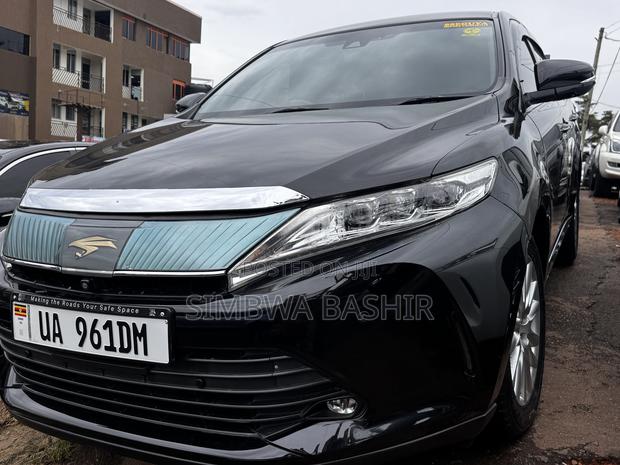 Toyota Harrier 2017 Black