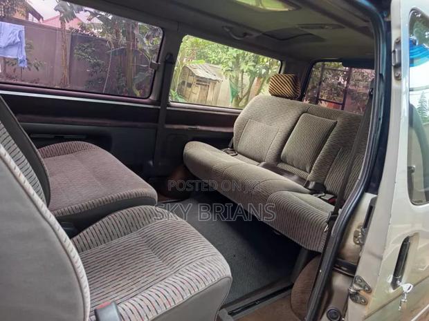 Toyota Grand HiAce Aero Storm Edition 3.0 Diesel Turbo 4WD 8-Seater