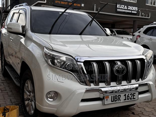 Toyota Land Cruiser Prado 2016 White