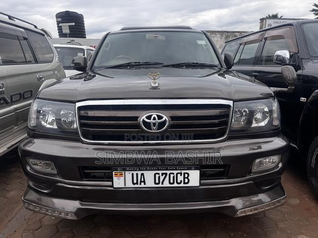 Toyota Land Cruiser Cygnus 4.7 2005 Maroon