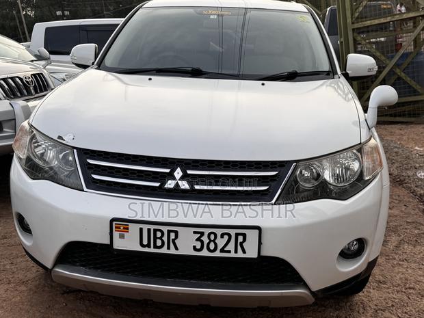 Mitsubishi Outlander 2008 White