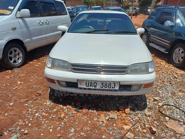 Toyota Corona 1997 White