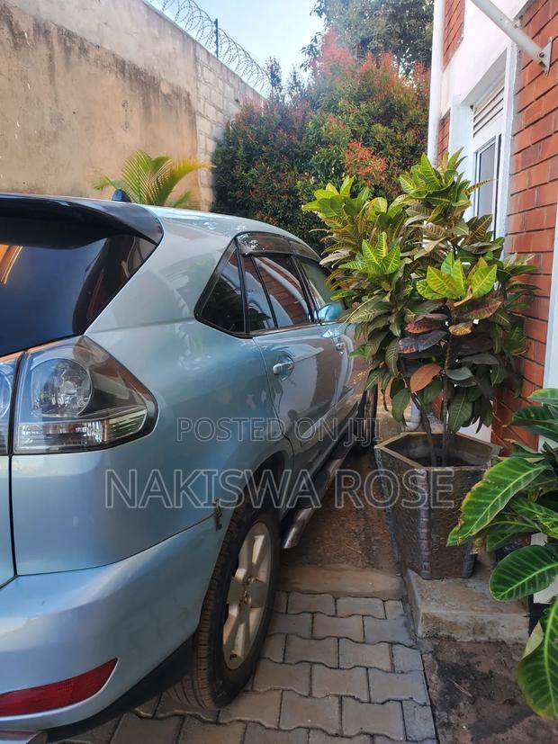 Toyota Harrier 240G 2003 Blue