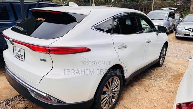 Toyota Harrier 2020 White