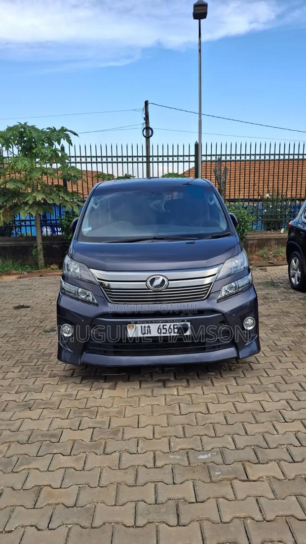 Toyota Vellfire 2013 Gray