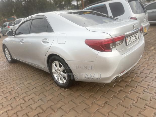Toyota Mark X 2012 Silver