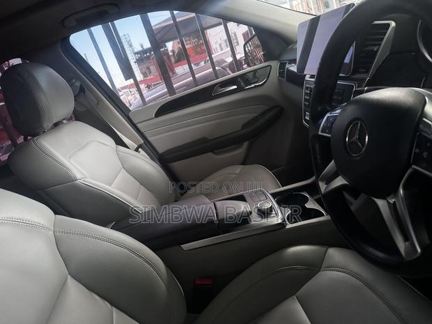 Mercedes-Benz M Class 2015 Brown