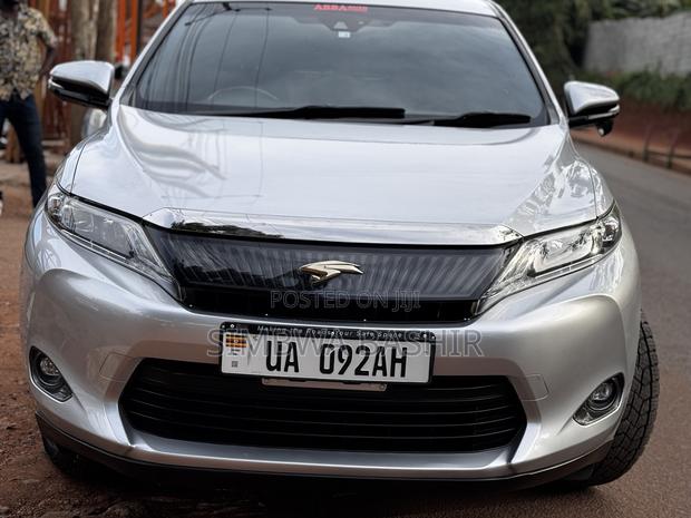 Toyota Harrier 2015 Silver