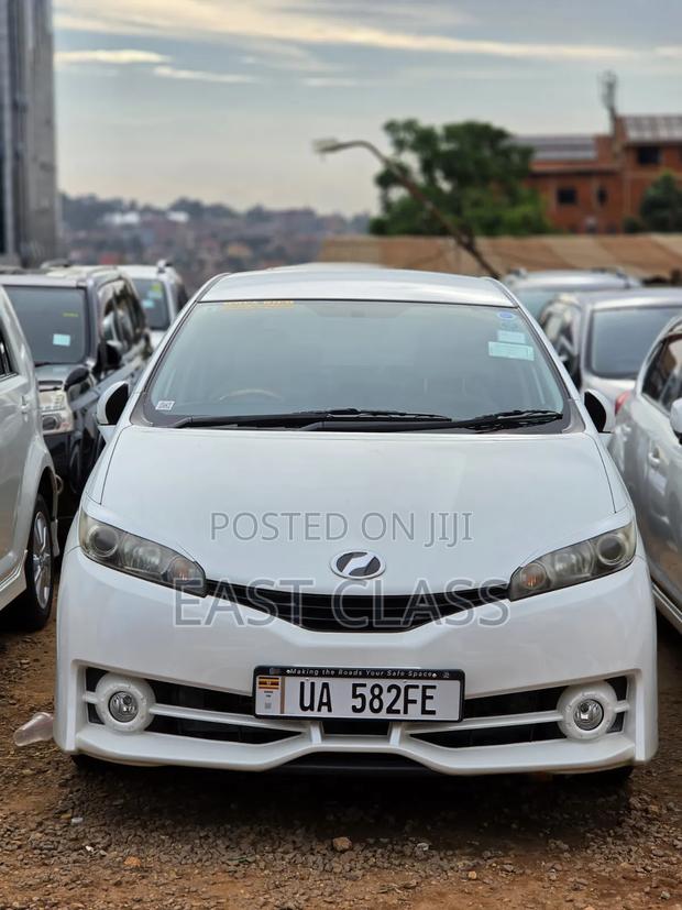 Toyota Wish 2012 White
