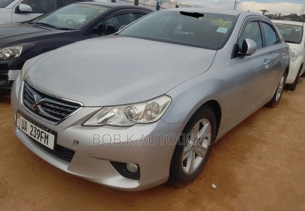 Toyota Mark X 2011 Silver