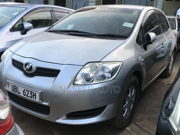 Toyota Auris 2009 Silver