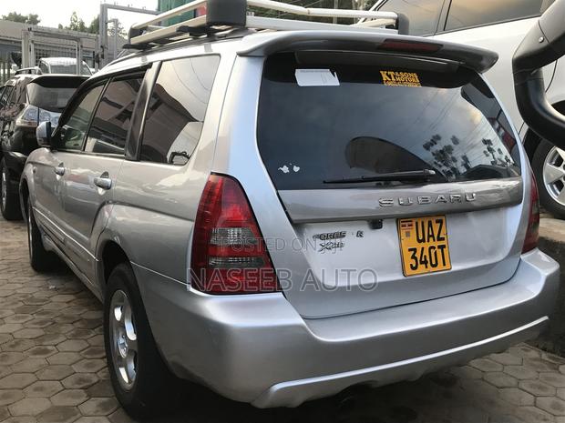 Subaru Forester 2004 Silver