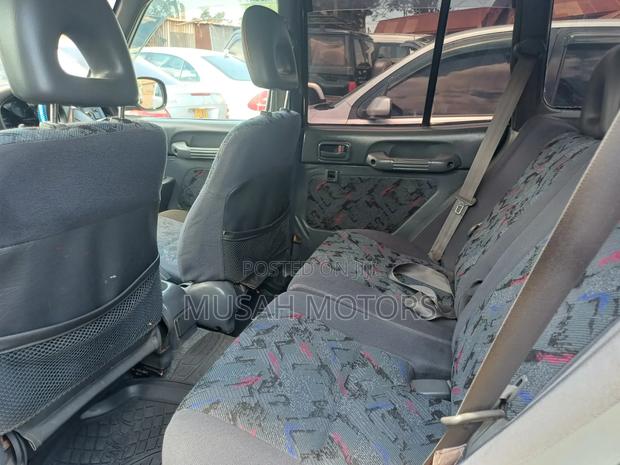 Toyota RAV4 2002 Black