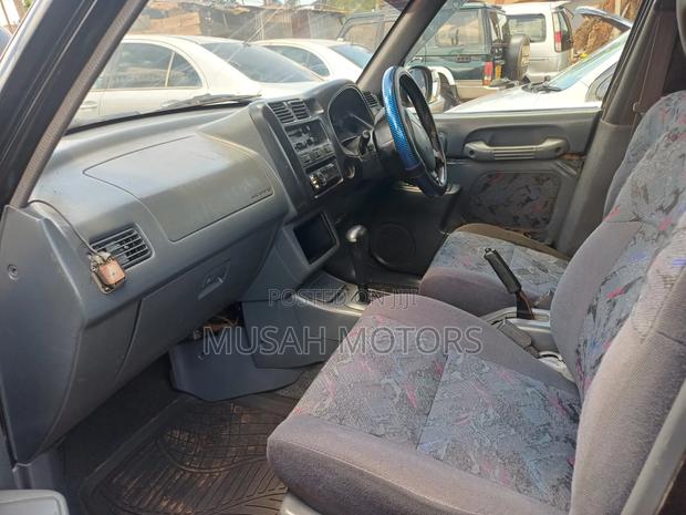 Toyota RAV4 2002 Black