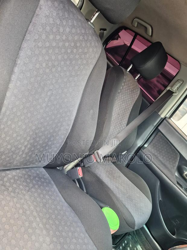 Toyota IST 2008 Silver