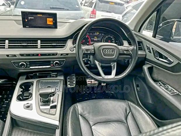 Audi Q7 2018 Black