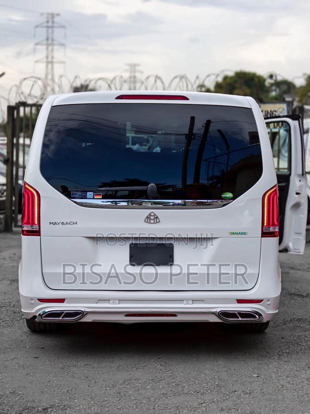 Mercedes-Benz Viano 2016 White