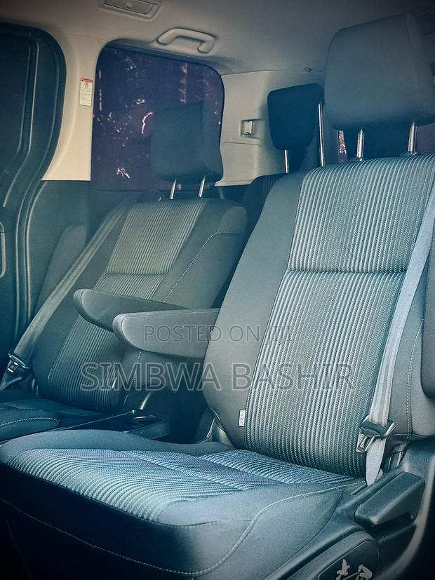 Toyota Noah 2013 Black