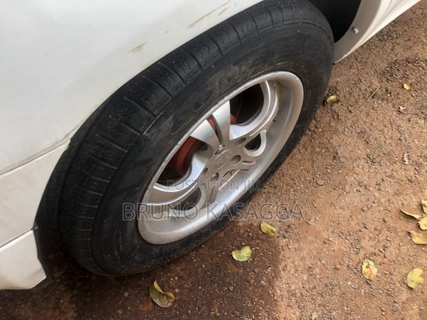 Toyota Harrier 1999 White