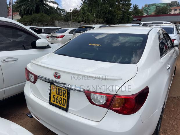 Toyota Mark X 2010 White