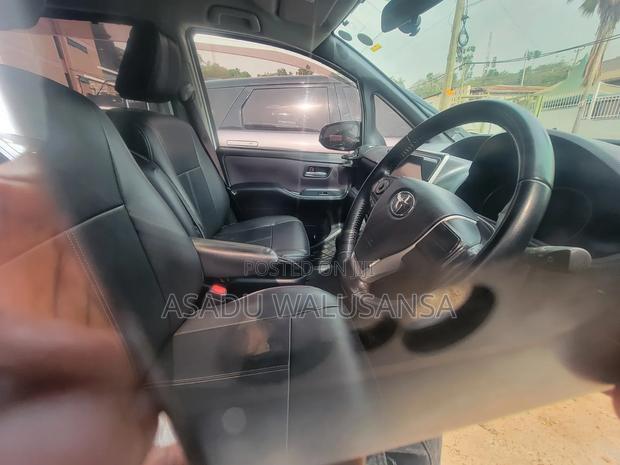 Toyota Noah 2016 White