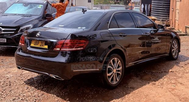Mercedes-Benz E300 2013 Black