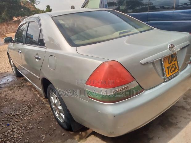Toyota Mark II 2003 Silver