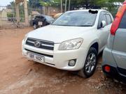 Toyota RAV4 2010 White for sale