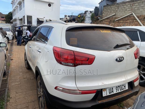 Kia Bongo 2014 White
