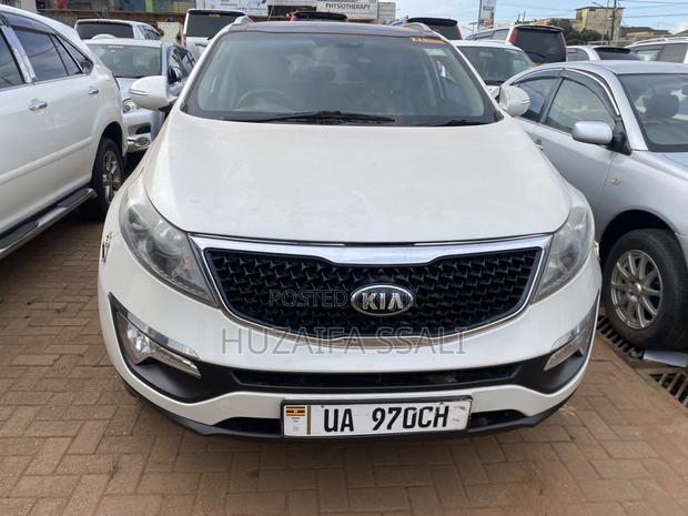 Kia Bongo 2014 White